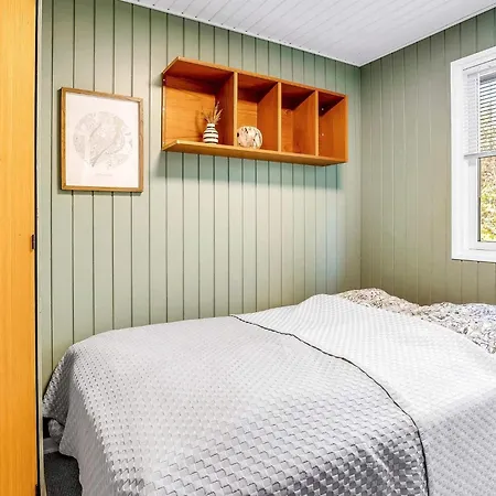 6 Person In Vaeggerlose