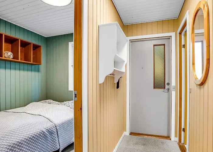 Vakantiehuis 6 Person In Vaeggerlose *